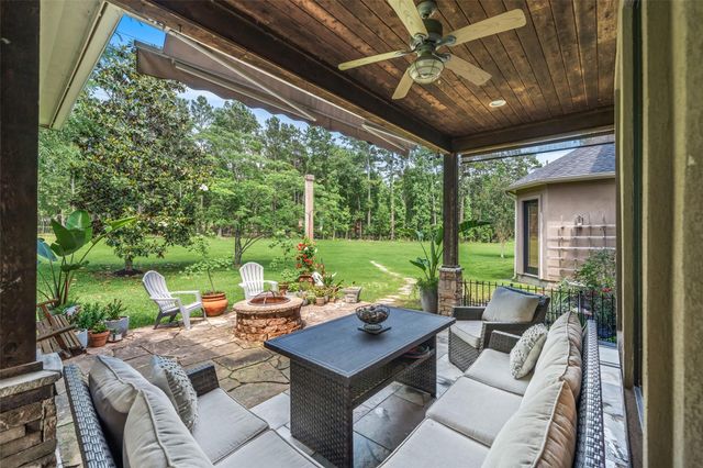 263 Pinerock Lane, Montgomery, TX 77356