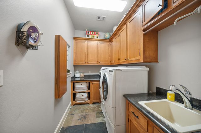 263 Pinerock Lane, Montgomery, TX 77356