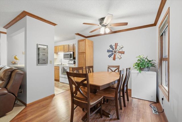 1381 Berry Ridge Road 404, Eagan, MN 55123