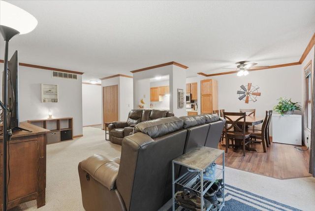 1381 Berry Ridge Road 404, Eagan, MN 55123