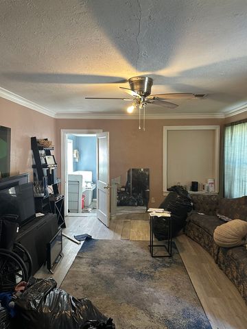 903 MOSBY RD, Memphis, TN 38116