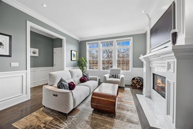 1616 N Hamlin Avenue, Chicago, IL 60647