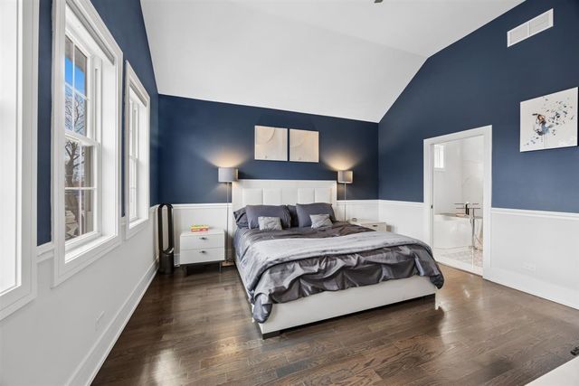 1616 N Hamlin Avenue, Chicago, IL 60647