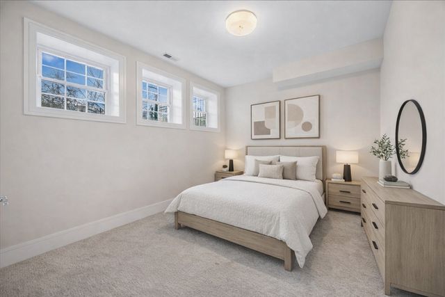 1616 N Hamlin Avenue, Chicago, IL 60647