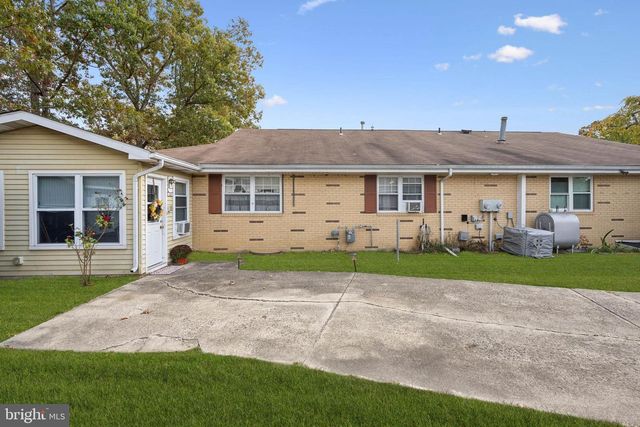 156 ELMTOWNE BLVD, Hammonton, NJ 08037