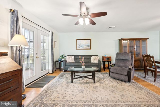 156 ELMTOWNE BLVD, Hammonton, NJ 08037