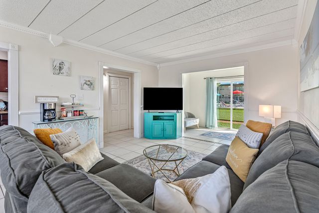 300 Miracle Strip Parkway, Unit 1B, Fort Walton Beach, FL 32548