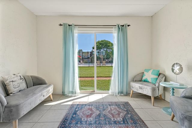 300 Miracle Strip Parkway, Unit 1B, Fort Walton Beach, FL 32548