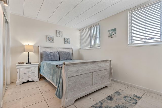 300 Miracle Strip Parkway, Unit 1B, Fort Walton Beach, FL 32548