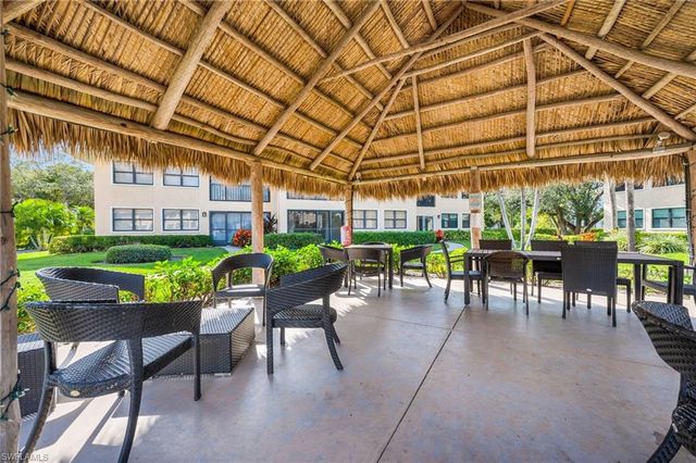 1100 9th ST S # C201, Naples, FL 34102