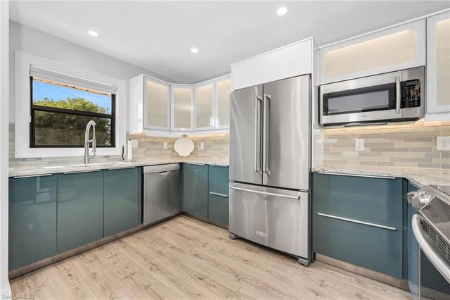 1100 9th ST S # C201, Naples, FL 34102