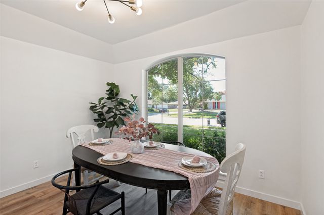 2201 Parkhaven Drive, Plano, TX 75075