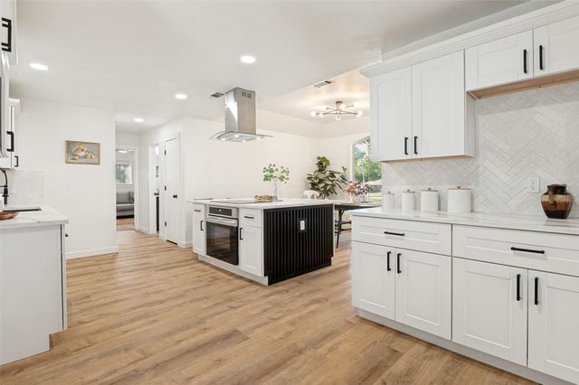 2201 Parkhaven Drive, Plano, TX 75075