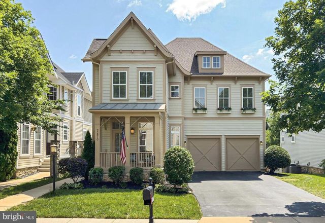 22810 COURTLAND PARK DR, Brambleton, VA 20148