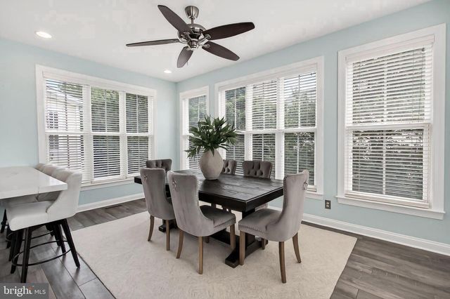 22810 COURTLAND PARK DR, Brambleton, VA 20148