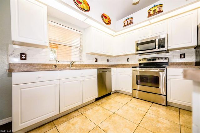 501 24th TER, Cape Coral, FL 33909