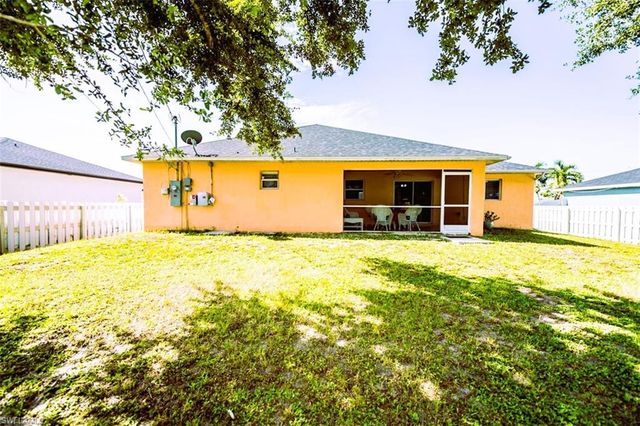 501 24th TER, Cape Coral, FL 33909