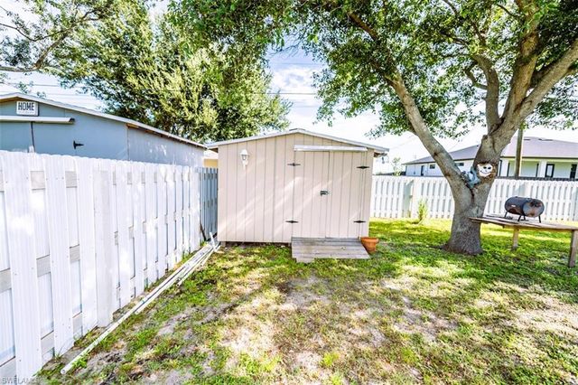 501 24th TER, Cape Coral, FL 33909