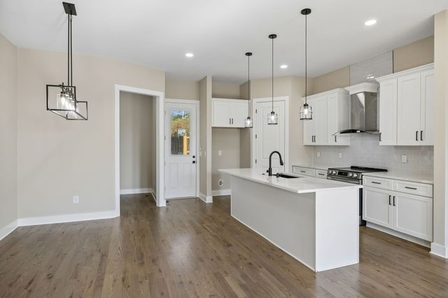 2109C W Summitt Ave, Nashville, TN 37218
