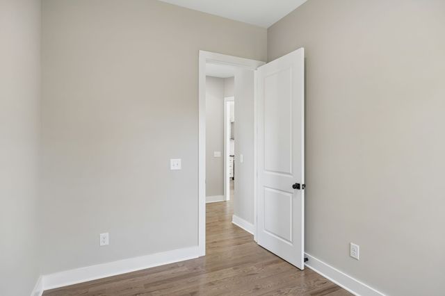 2109C W Summitt Ave, Nashville, TN 37218
