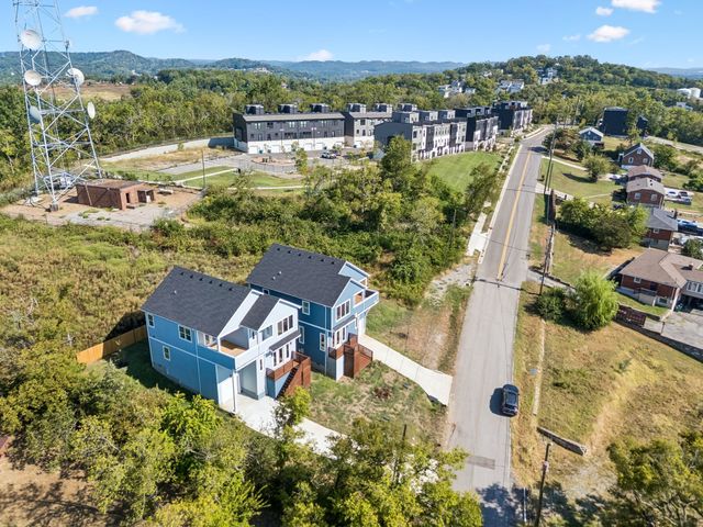2109C W Summitt Ave, Nashville, TN 37218