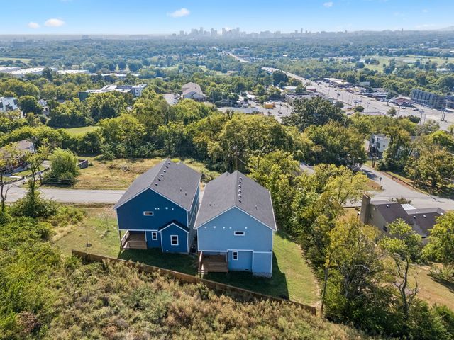 2109C W Summitt Ave, Nashville, TN 37218