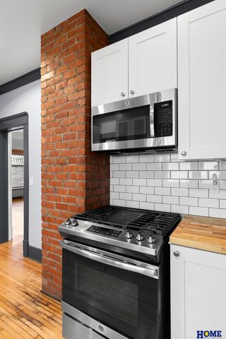 1727 D Street, Lincoln, NE 68502