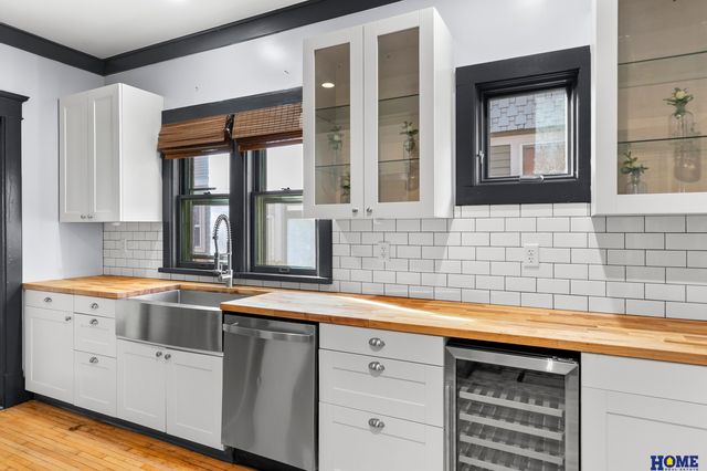 1727 D Street, Lincoln, NE 68502