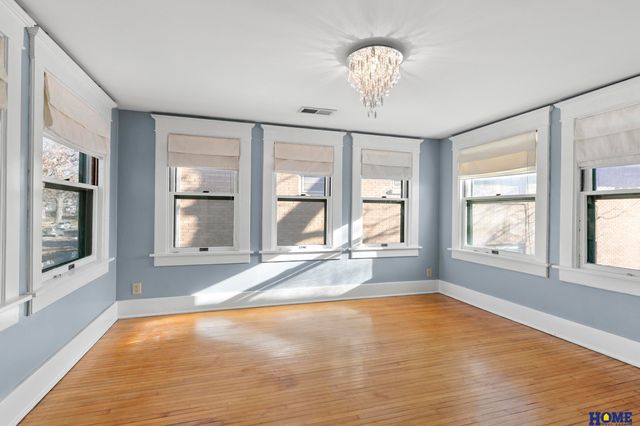 1727 D Street, Lincoln, NE 68502