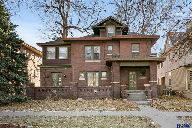1727 D Street, Lincoln, NE 68502