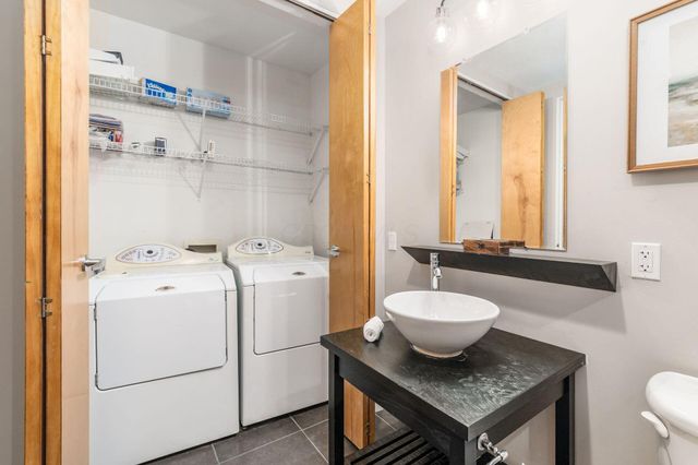 106 N High Street, 302, Columbus, OH 43215