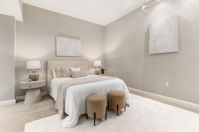 106 N High Street, 302, Columbus, OH 43215