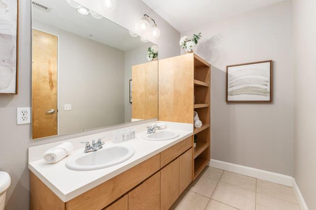 106 N High Street, 302, Columbus, OH 43215