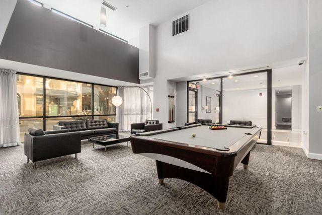 106 N High Street, 302, Columbus, OH 43215