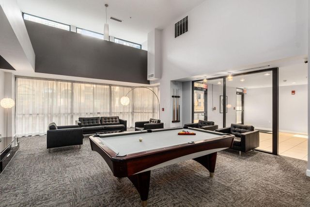 106 N High Street, 302, Columbus, OH 43215