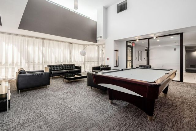 106 N High Street, 302, Columbus, OH 43215