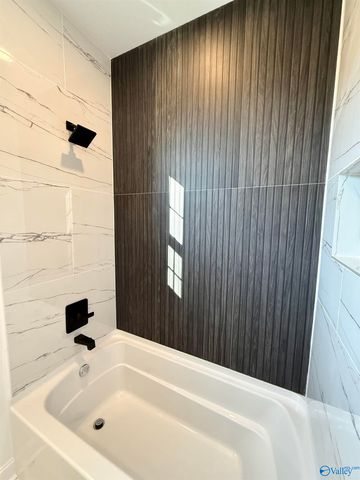 1073 Rosehaven Drive, Southside, AL 35907