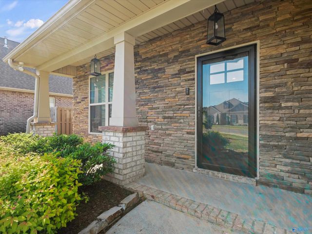 902 Park Place, Athens, AL 35611