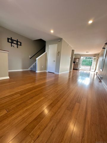 26 Couch Street, Norwalk, CT 06854