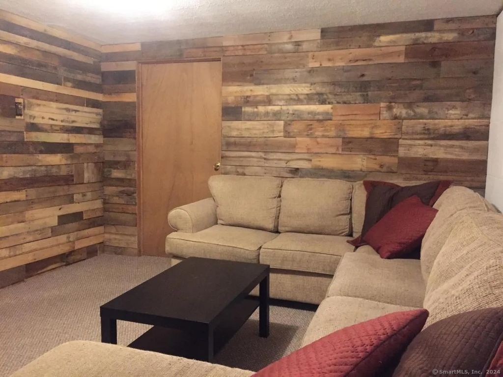 26 Couch Street, Norwalk, CT 06854