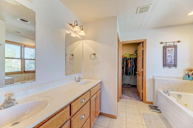 1648 Periwinkle Drive, Morris, IL 60450