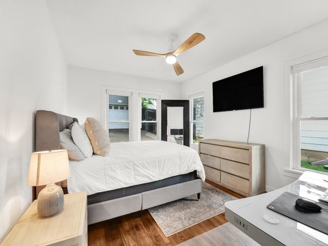 3921 Bryce Avenue, Fort Worth, TX 76107