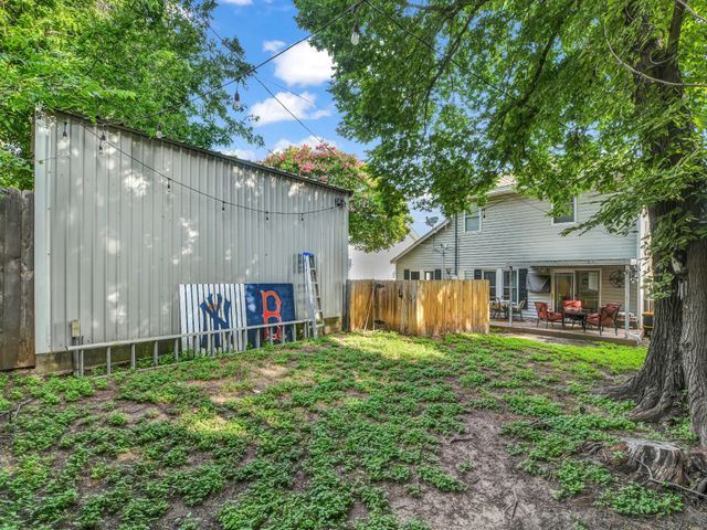 3921 Bryce Avenue, Fort Worth, TX 76107