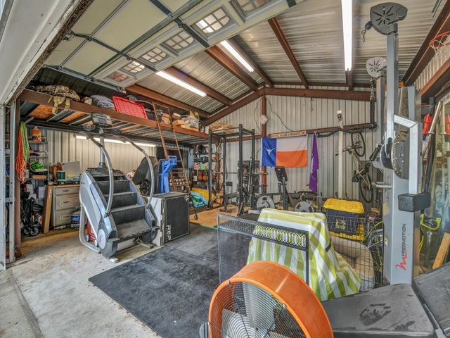3921 Bryce Avenue, Fort Worth, TX 76107