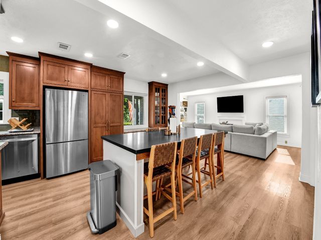3921 Bryce Avenue, Fort Worth, TX 76107