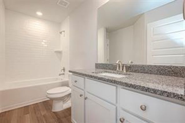 4317 Karam Landing, Dickinson, TX 77539