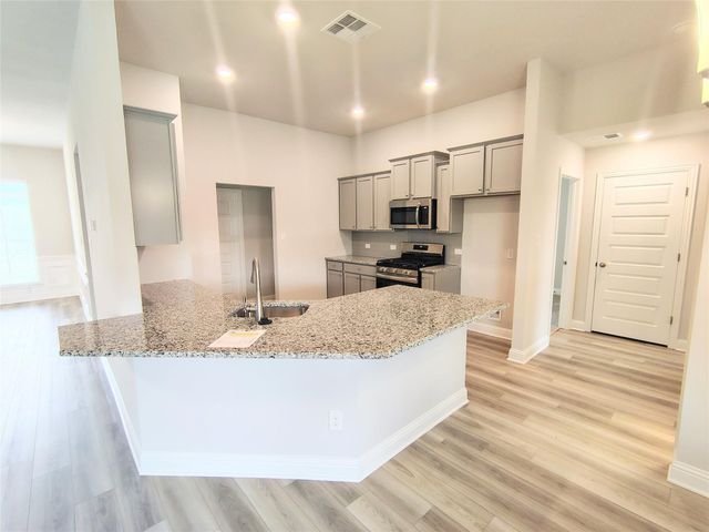 4317 Karam Landing, Dickinson, TX 77539