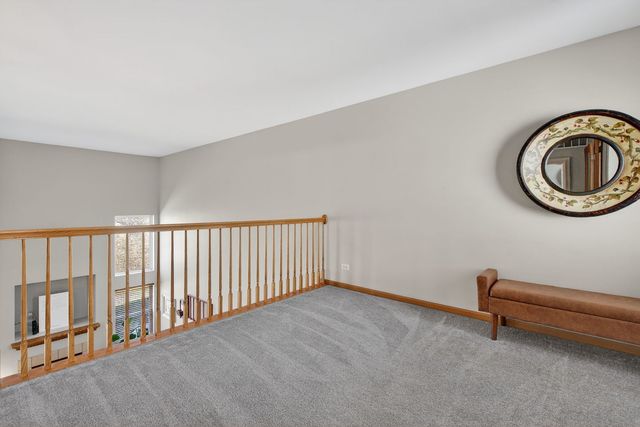 6923 Clearwater Drive CM04-2, Plainfield, IL 60586