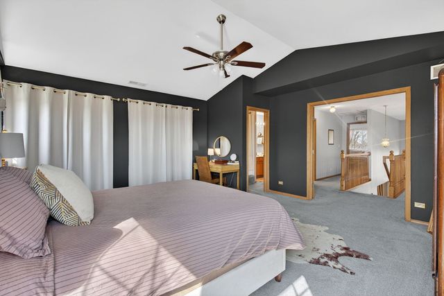 6923 Clearwater Drive CM04-2, Plainfield, IL 60586