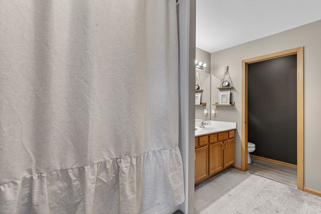 6923 Clearwater Drive CM04-2, Plainfield, IL 60586